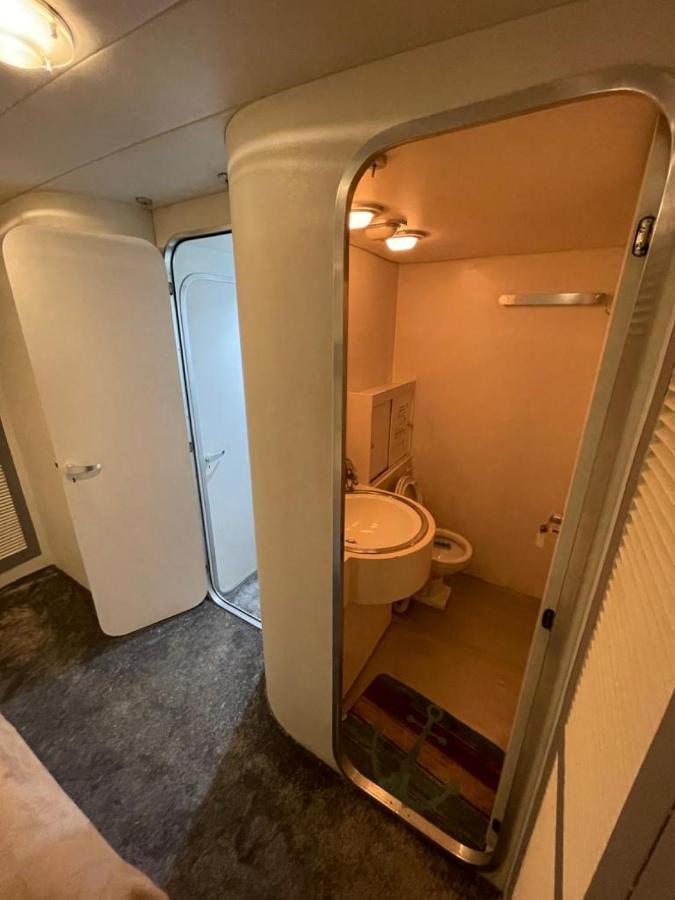 Yate Aloha Hotel Sant Adria de Besos Kültér fotó