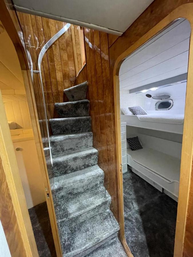 Yate Aloha Hotel Sant Adria de Besos Kültér fotó
