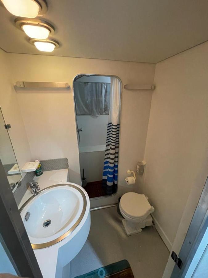 Yate Aloha Hotel Sant Adria de Besos Kültér fotó