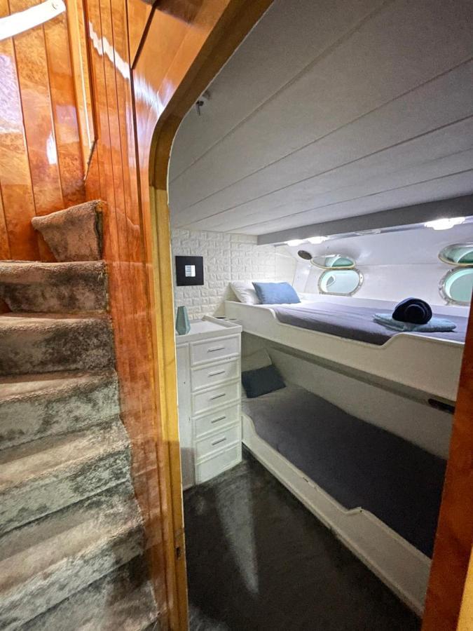 Yate Aloha Hotel Sant Adria de Besos Kültér fotó