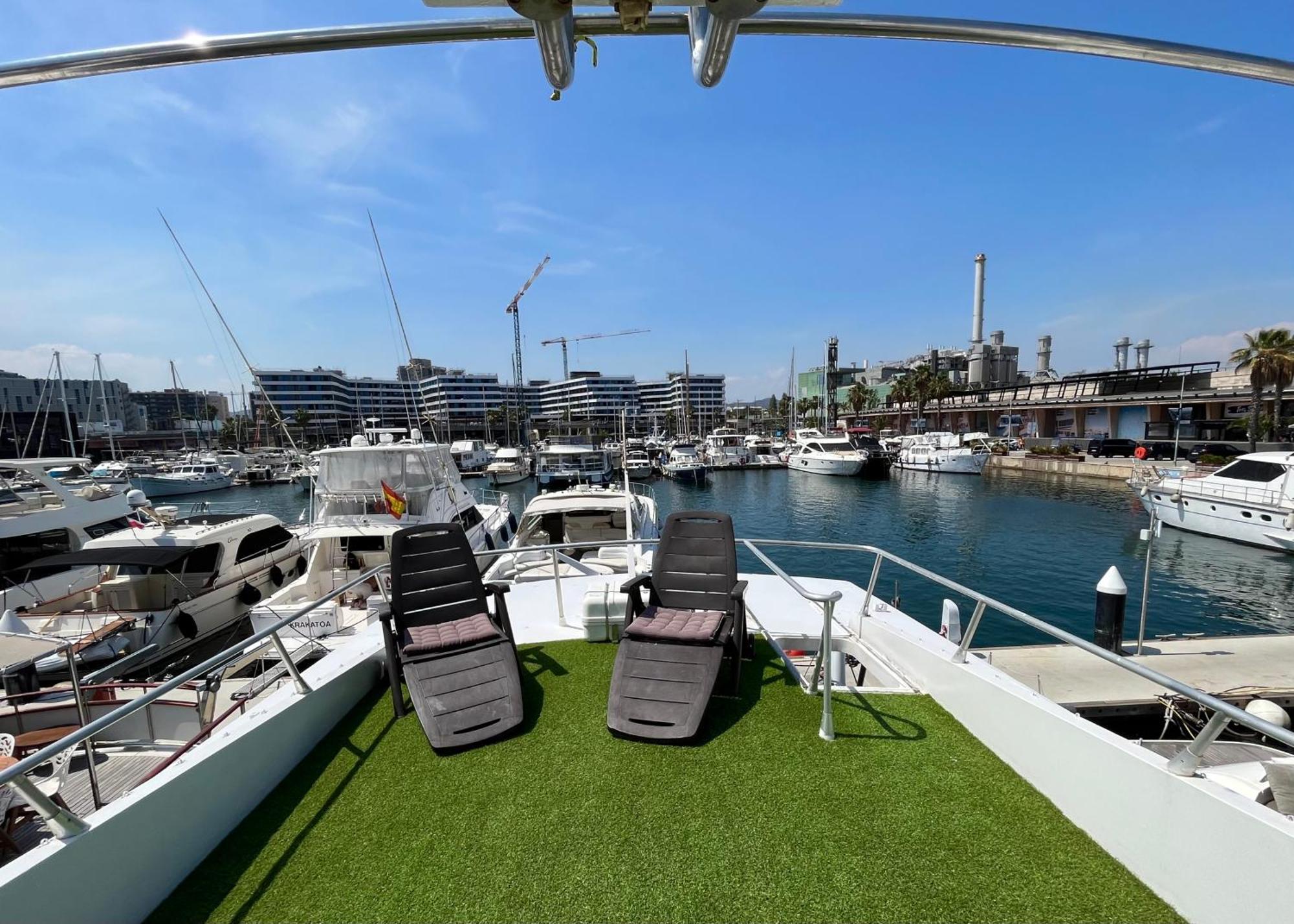 Yate Aloha Hotel Sant Adria de Besos Kültér fotó